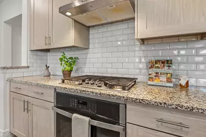 704 Muster Bend, Georgetown, TX 78626 - Photo 10