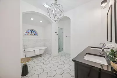 2106 Kenwood Avenue, Austin, TX 78704 - Photo 18