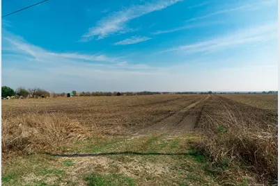 18402 Manda Carlson Road, Coupland, TX 78615 - Photo 12