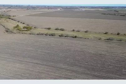 18402 Manda Carlson Road, Coupland, TX 78615 - Photo 20