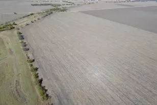 18402 Manda Carlson Rd, Coupland, TX 78615 - Photo 22