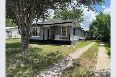 1120 Saint Paul Street, Gonzales, TX 78629 - Photo 2