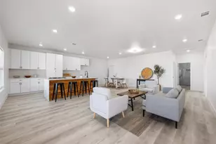 195 Bianca Cir, Del Valle, TX 78617 - Photo 8