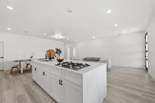 195 Bianca Cir, Del Valle, TX 78617 - Photo 18