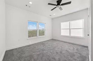 195 Bianca Cir, Del Valle, TX 78617 - Photo 26