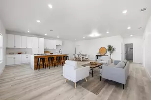 195 Bianca Cir, Del Valle, TX 78617 - Photo 8