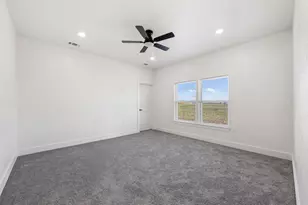 195 Bianca Cir, Del Valle, TX 78617 - Photo 28