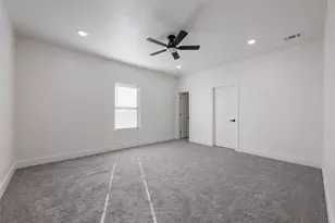 195 Bianca Cir, Del Valle, TX 78617 - Photo 26