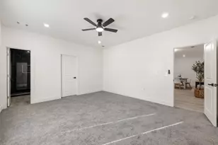 195 Bianca Cir, Del Valle, TX 78617 - Photo 20