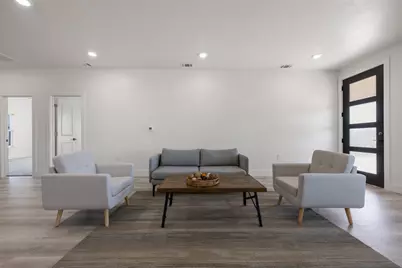 195 Bianca Circle, Del Valle, TX 78617 - Photo 6