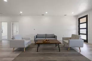 195 Bianca Cir, Del Valle, TX 78617 - Photo 6