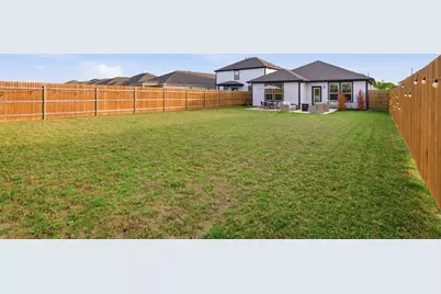 108 Gullivers Drive, Elgin, TX 78621 - Photo 24