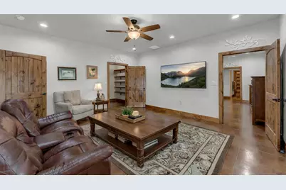 5020 County Road 252, Bertram, TX 78605 - Photo 18