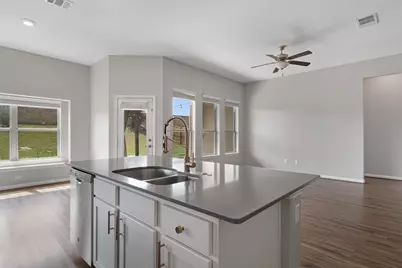 708 Hereford Loop, Hutto, TX 78634 - Photo 12