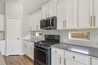 708 Hereford Loop, Hutto, TX 78634 - Photo 18