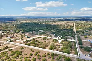 238 N Gaines Rd, Cedar Creek, TX 78612 - Photo 38