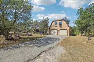 238 N Gaines Rd, Cedar Creek, TX 78612 - Photo 2