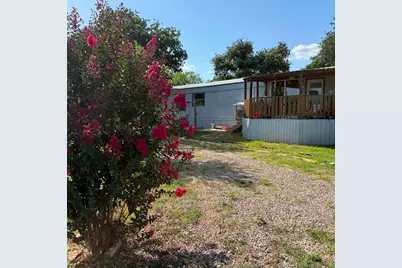 820 Austin Street, Kingsland, TX 78639 - Photo 16