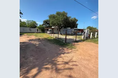 820 Austin Street, Kingsland, TX 78639 - Photo 18