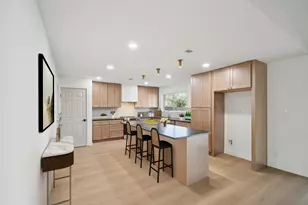 5403 Fairmont Cir, Austin, TX 78745 - Photo 4