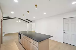 5403 Fairmont Cir, Austin, TX 78745 - Photo 20