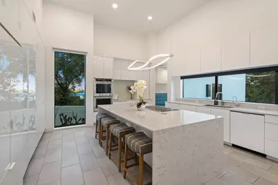 1904 Yaupon Valley Road, West Lake Hills, TX 78746 - Photo 10