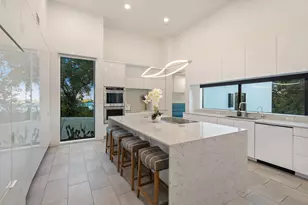 1904 Yaupon Valley Rd, West Lake Hills, TX 78746 - Photo 10