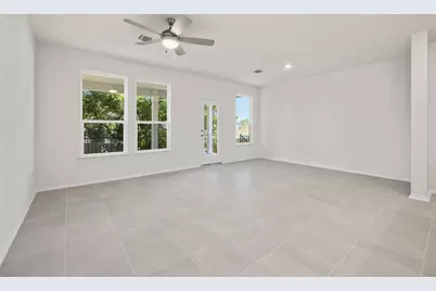 248 Feathers Street, Jarrell, TX 76537 - Photo 4