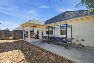 310 Durata Dr, San Marcos, TX 78666 - Photo 6