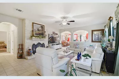 310 Durata Drive, San Marcos, TX 78666 - Photo 4