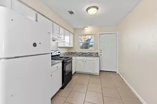 410 Old Thorndale Rd, Taylor, TX 76574 - Photo 16