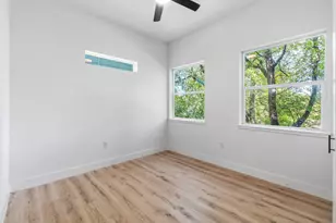 5010 Baker St, Austin, TX 78721 - Photo 18