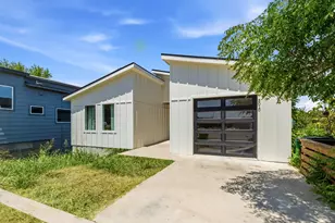 5010 Baker St, Austin, TX 78721 - Photo 2