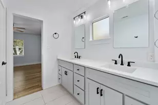 3803 Wilson St, Austin, TX 78704 - Photo 14