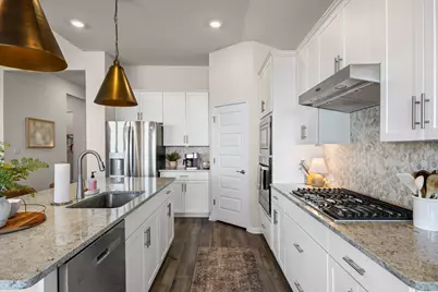 369 Sue Peaks Loop, Dripping Springs, TX 78620 - Photo 16