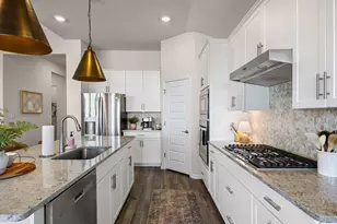 369 Sue Peaks Loop, Dripping Springs, TX 78620 - Photo 16