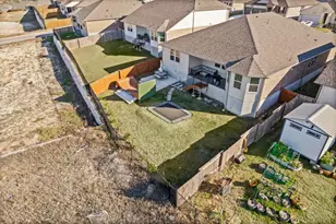 369 Sue Peaks Loop, Dripping Springs, TX 78620 - Photo 38