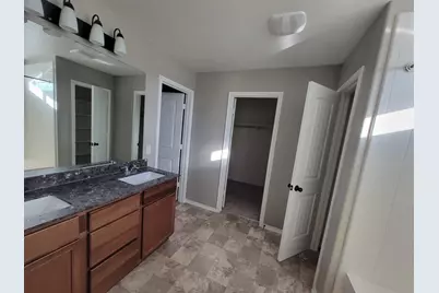 429 Unforgiven Lane, Jarrell, TX 76537 - Photo 16