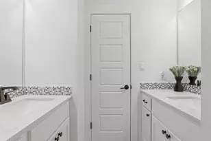 2413 Berkleys Brook Dr, Austin, TX 78738 - Photo 22