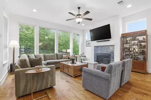 2413 Berkleys Brook Dr, Austin, TX 78738 - Photo 10