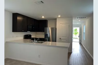 49 Trinity Circle, Lockhart, TX 78644 - Photo 6