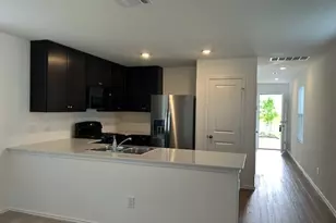 49 Trinity Cir, Lockhart, TX 78644 - Photo 6