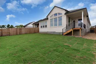 213 W Faulkner St, Liberty Hill, TX 78642 - Photo 20