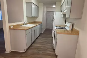 1735 Horseshoe Cir, Round Rock, TX 78681 - Photo 6
