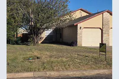 1735 Horseshoe Circle, Round Rock, TX 78681 - Photo 2