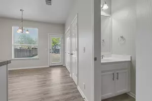 10608 Plains Trail, Austin, TX 78758 - Photo 20