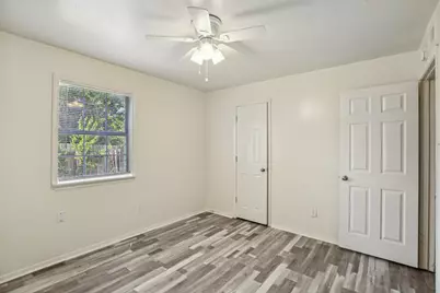 2702 Evergreen Circle, Bryan, TX 77801 - Photo 16