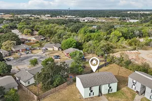 2702 Evergreen Cir, Bryan, TX 77801 - Photo 22