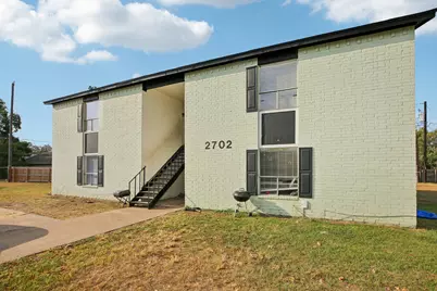 2702 Evergreen Circle, Bryan, TX 77801 - Photo 2