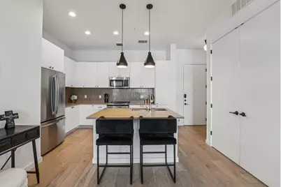 800 Embassy Drive #429, Austin, TX 78702 - Photo 10